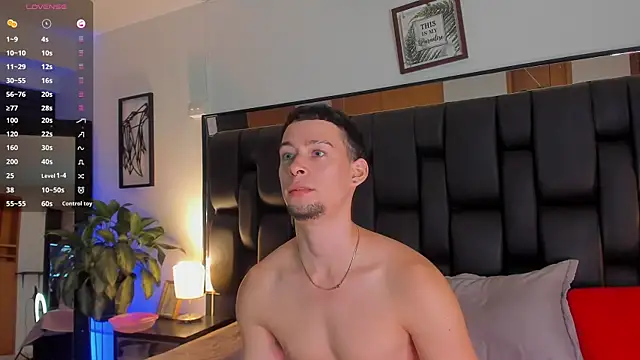 Snapshot of JadeSmiith_ chatting on 18, 9, 2025 JadeSmiith online show from 18, 9, 2025