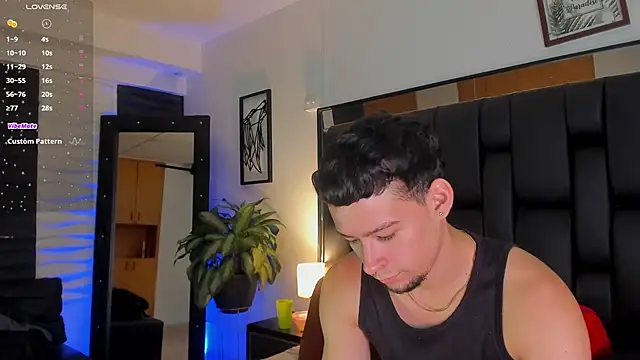 Snapshot of JadeSmiith_ chatting on 30, 9, 2025 JadeSmiith online show from 30, 9, 2025