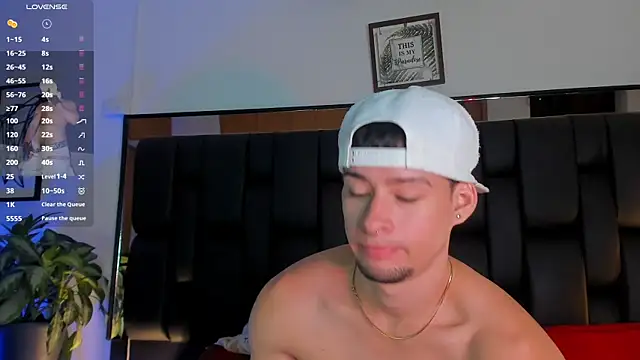 Snapshot of JadeSmiith_ chatting on 21, 11, 2025 JadeSmiith online show from 21, 11, 2025