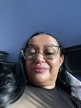 Snapshot of Gia_Nahomi chatting on 13, 12, 2024 Gia Nahomi online show from 13, 12, 2024