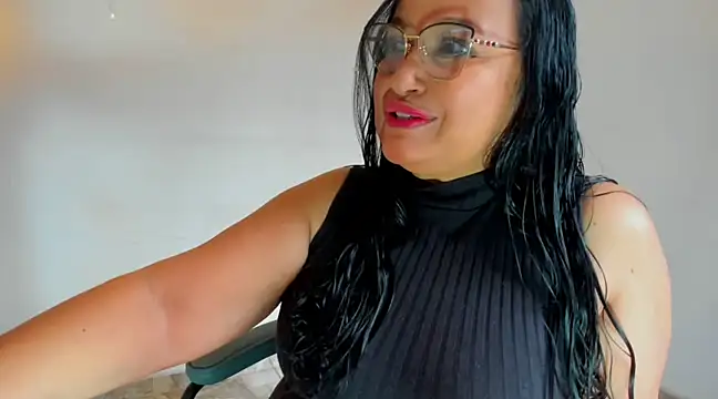 Snapshot of Gia_Nahomi chatting on 15, 3, 2025 Gia Nahomi online show from 15, 3, 2025