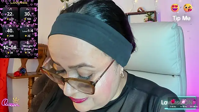 Snapshot of Gia_Nahomi chatting on 6, 5, 2026 Gia Nahomi online show from 6, 5, 2026
