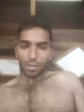 Snapshot of loganwollf chatting on 5, 1, 2025 loganwollf online show from 5, 1, 2025