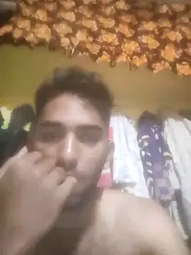 Snapshot of loganwollf chatting on 25, 2, 2025 loganwollf online show from 25, 2, 2025