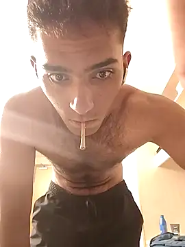 Snapshot of loganwollf chatting on 10, 9, 2025 loganwollf online show from 10, 9, 2025