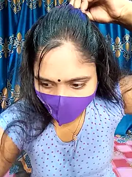 Hot Maleka online show from 1, 3, 2025