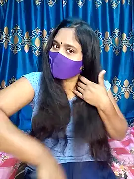 Hot Maleka online show from 5, 3, 2025