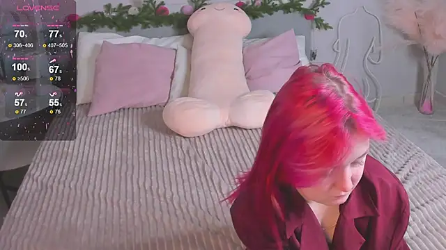 Snapshot of Sara_Robinson chatting on 10, 1, 2025 Sara Robinson online show from 10, 1, 2025