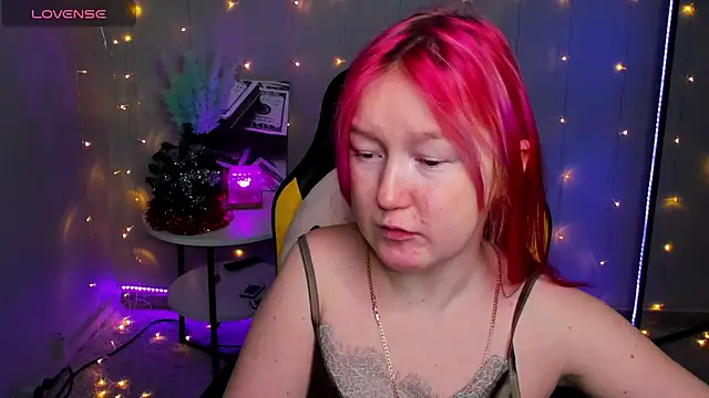 Snapshot of Sara_Robinson chatting on 21, 1, 2025 Sara Robinson online show from 21, 1, 2025