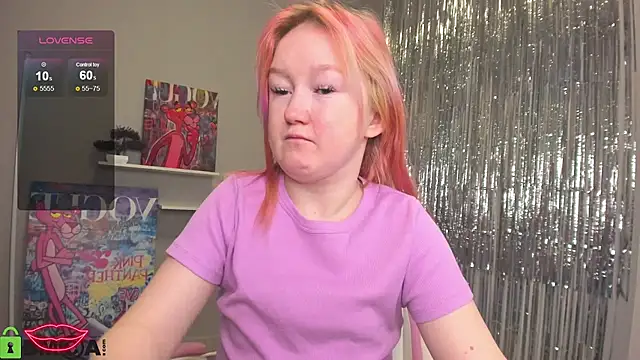 Snapshot of Sara_Robinson chatting on 8, 2, 2025 Sara Robinson online show from 8, 2, 2025