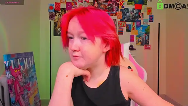 Snapshot of Sara_Robinson chatting on 13, 3, 2025 Sara Robinson online show from 13, 3, 2025