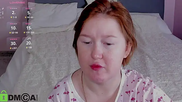 Snapshot of Sara_Robinson chatting on 18, 11, 2025 Sara Robinson online show from 18, 11, 2025