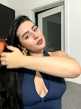 Snapshot of Evelyn___Sweet chatting on 4, 11, 2025 Evelyn Sweet online show from 4, 11, 2025