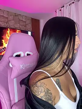 Snapshot of Tamara_Roberts1 chatting on 19, 1, 2025 Tamara Roberts1 online show from 19, 1, 2025