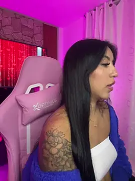 Snapshot of Tamara_Roberts1 chatting on 8, 2, 2025 Tamara Roberts1 online show from 8, 2, 2025