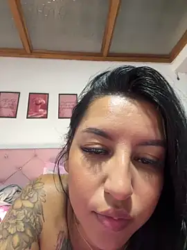 Snapshot of Tamara_Roberts1 chatting on 9, 2, 2025 Tamara Roberts1 online show from 9, 2, 2025