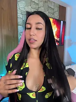 Snapshot of Tamara_Roberts1 chatting on 13, 3, 2025 Tamara Roberts1 online show from 13, 3, 2025