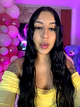 Snapshot of Tamara_Roberts1 chatting on 25, 9, 2025 Tamara Roberts1 online show from 25, 9, 2025