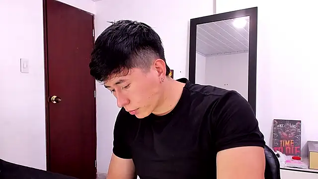 Snapshot of setsuna10 chatting on 13, 1, 2025 setsuna10 online show from 13, 1, 2025