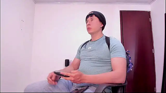 Snapshot of setsuna10 chatting on 24, 9, 2025 setsuna10 online show from 24, 9, 2025