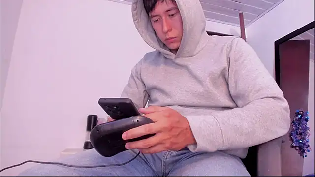 Snapshot of setsuna10 chatting on 25, 9, 2025 setsuna10 online show from 25, 9, 2025