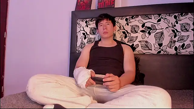 Snapshot of setsuna10 chatting on 22, 10, 2025 setsuna10 online show from 22, 10, 2025