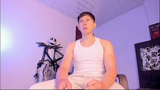 Snapshot of setsuna10 chatting on 13, 11, 2025 setsuna10 online show from 13, 11, 2025