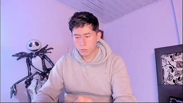 Snapshot of setsuna10 chatting on 20, 11, 2025 setsuna10 online show from 20, 11, 2025