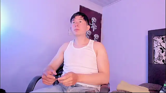 Snapshot of setsuna10 chatting on 5, 12, 2025 setsuna10 online show from 5, 12, 2025