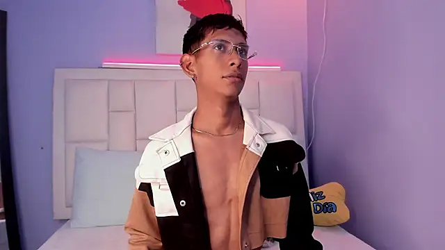 Nick Collins18 online show from 14, 2, 2026