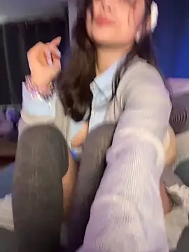 Snapshot of JessieCarter chatting on 6, 11, 2025 JessieCarter online show from 6, 11, 2025