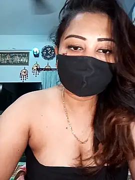 Cute-mona online show from 5, 3, 2025