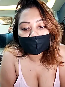 Cute-mona online show from 3, 2, 2026