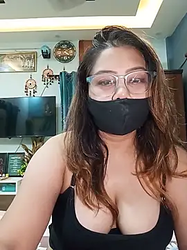 Snapshot of Cute-mona chatting on 2, 6, 2026 Cute-mona online show from 2, 6, 2026