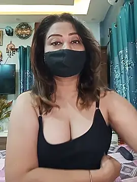 Cute-mona online show from 24, 7, 2026