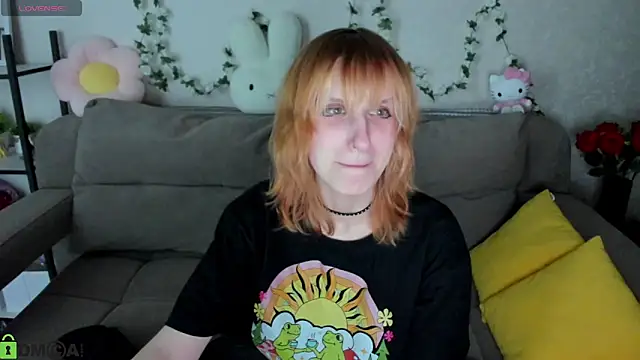 Snapshot of Little_Chips chatting on 18, 4, 2026 Little Chips online show from 18, 4, 2026