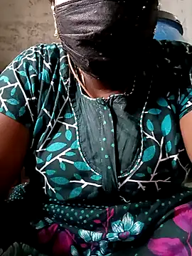 Snapshot of kavinila20 chatting on 22, 1, 2025 kavinila20 online show from 22, 1, 2025