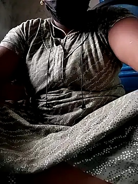 Snapshot of kavinila20 chatting on 23, 1, 2025 kavinila20 online show from 23, 1, 2025