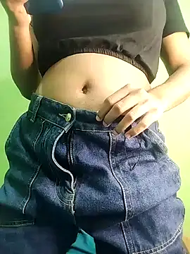 Snapshot of Queen-Amelia chatting on 3, 12, 2024 Queen-Amelia online show from 3, 12, 2024