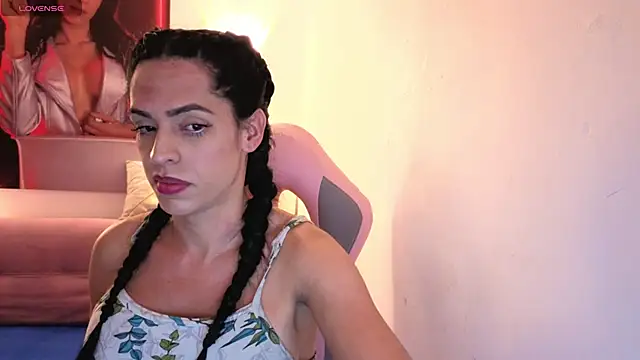 Snapshot of vittorialombardi__ chatting on 7, 11, 2025 vittorialombardi online show from 7, 11, 2025