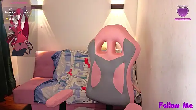 Snapshot of vittorialombardi__ chatting on 5, 12, 2025 vittorialombardi online show from 5, 12, 2025