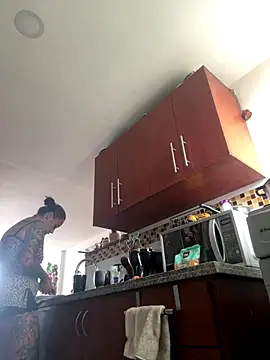 Snapshot of Cafeziitha02 chatting on 26, 11, 2025 Cafeziitha02 online show from 26, 11, 2025