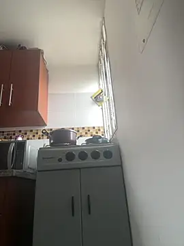 Snapshot of Cafeziitha02 chatting on 16, 12, 2025 Cafeziitha02 online show from 16, 12, 2025