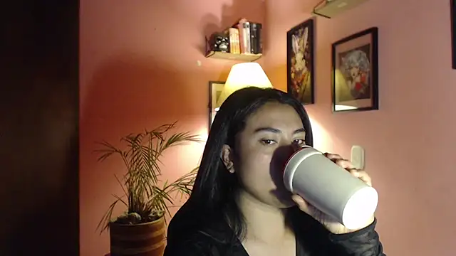 bunnyemilyrose36 online show from 14, 7, 2026