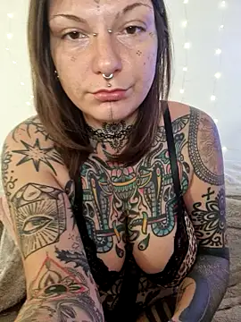 lizzardqueeen online show from 21, 2, 2026