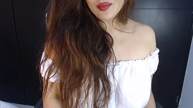 Snapshot of AdharaLujan chatting on 14, 12, 2024 AdharaLujan online show from 14, 12, 2024