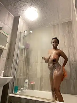 Snapshot of Wettitiesxxx chatting on 19, 3, 2026 Wettitiesxxx online show from 19, 3, 2026