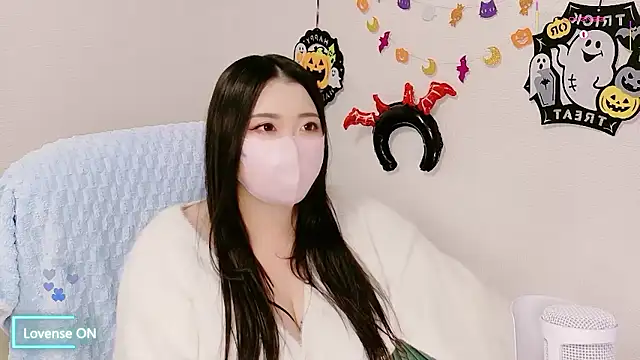 Snapshot of yukinko_o_ chatting on 28, 10, 2025 yukinko o online show from 28, 10, 2025