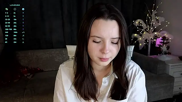 Snapshot of GarynAnstead chatting on 5, 1, 2025 GarynAnstead online show from 5, 1, 2025