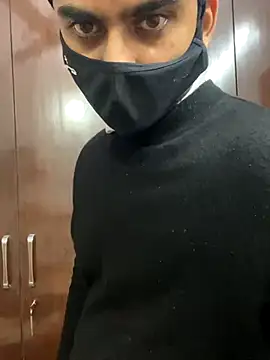 Snapshot of John_desihunk chatting on 4, 12, 2024 John desihunk online show from 4, 12, 2024